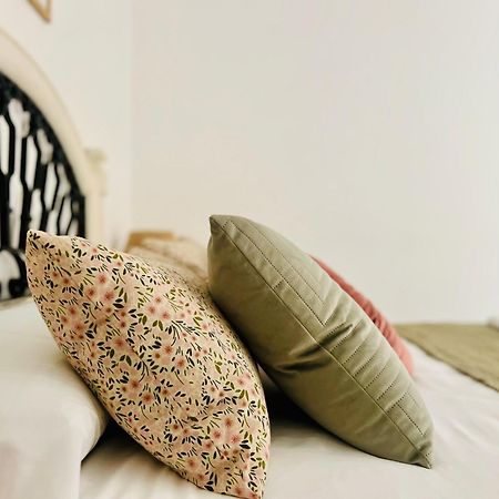 Housingleon Cardiles Lägenhet Exteriör bild