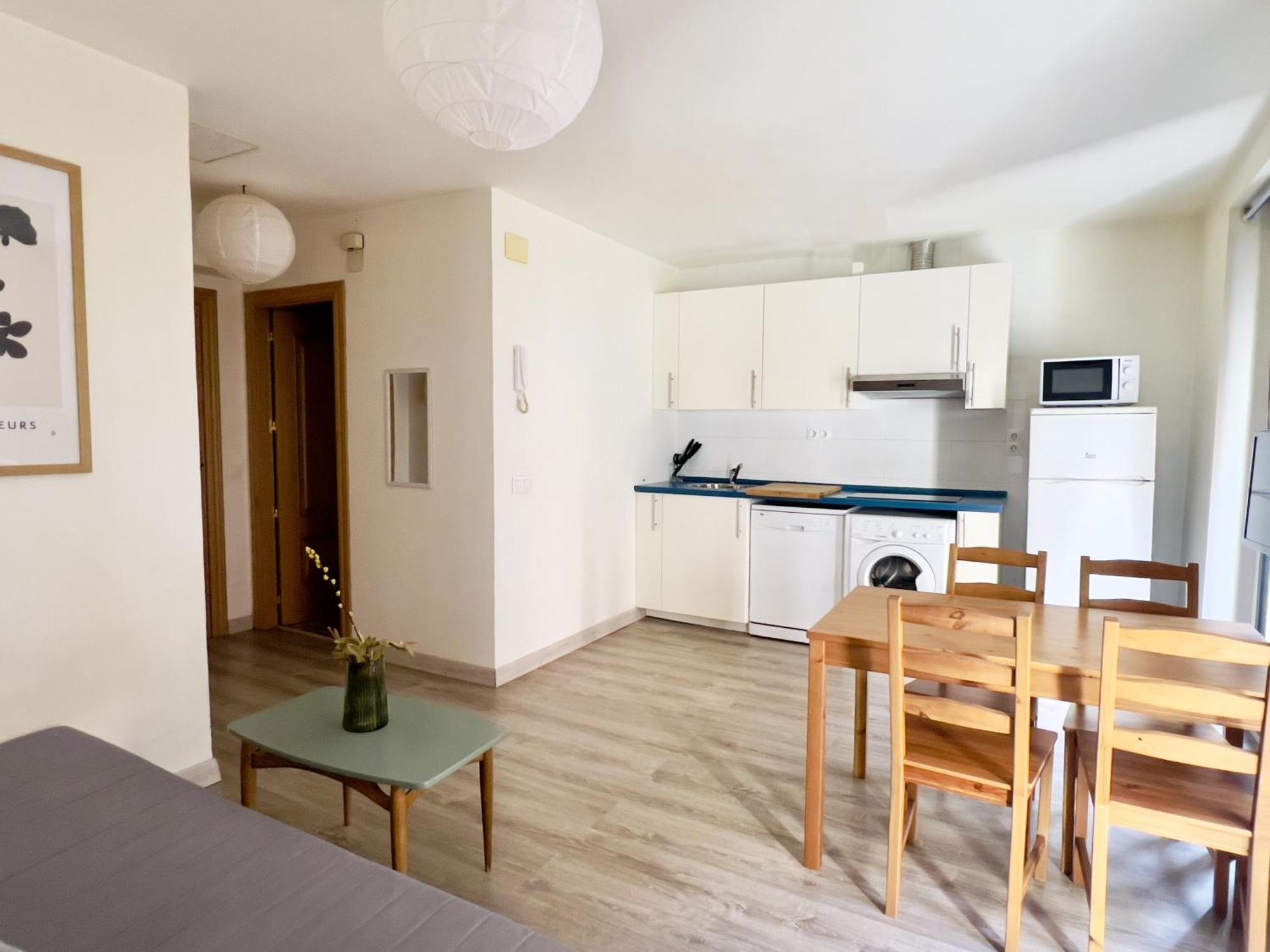 Housingleon Cardiles Lägenhet Exteriör bild