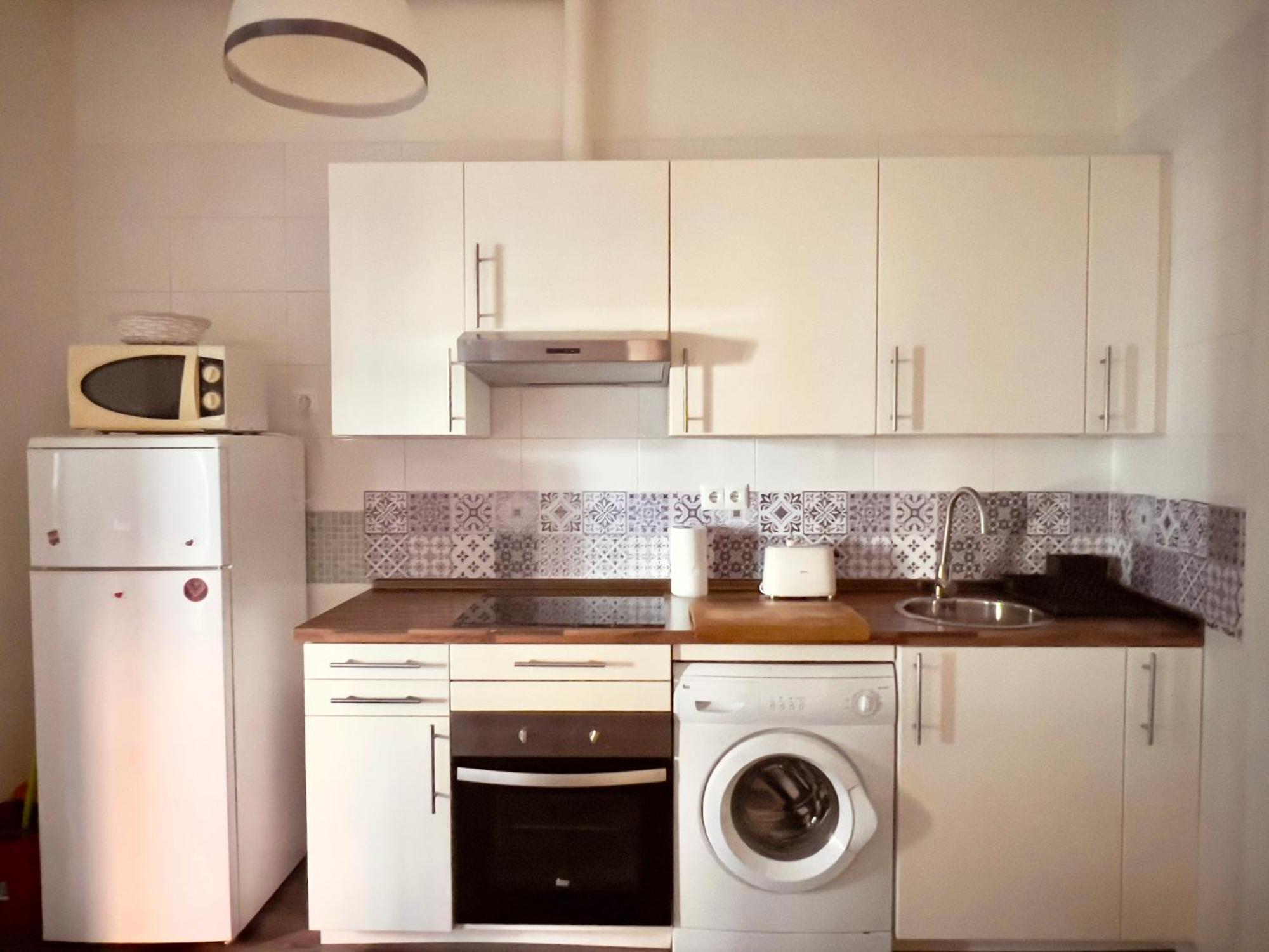 Housingleon Cardiles Lägenhet Exteriör bild